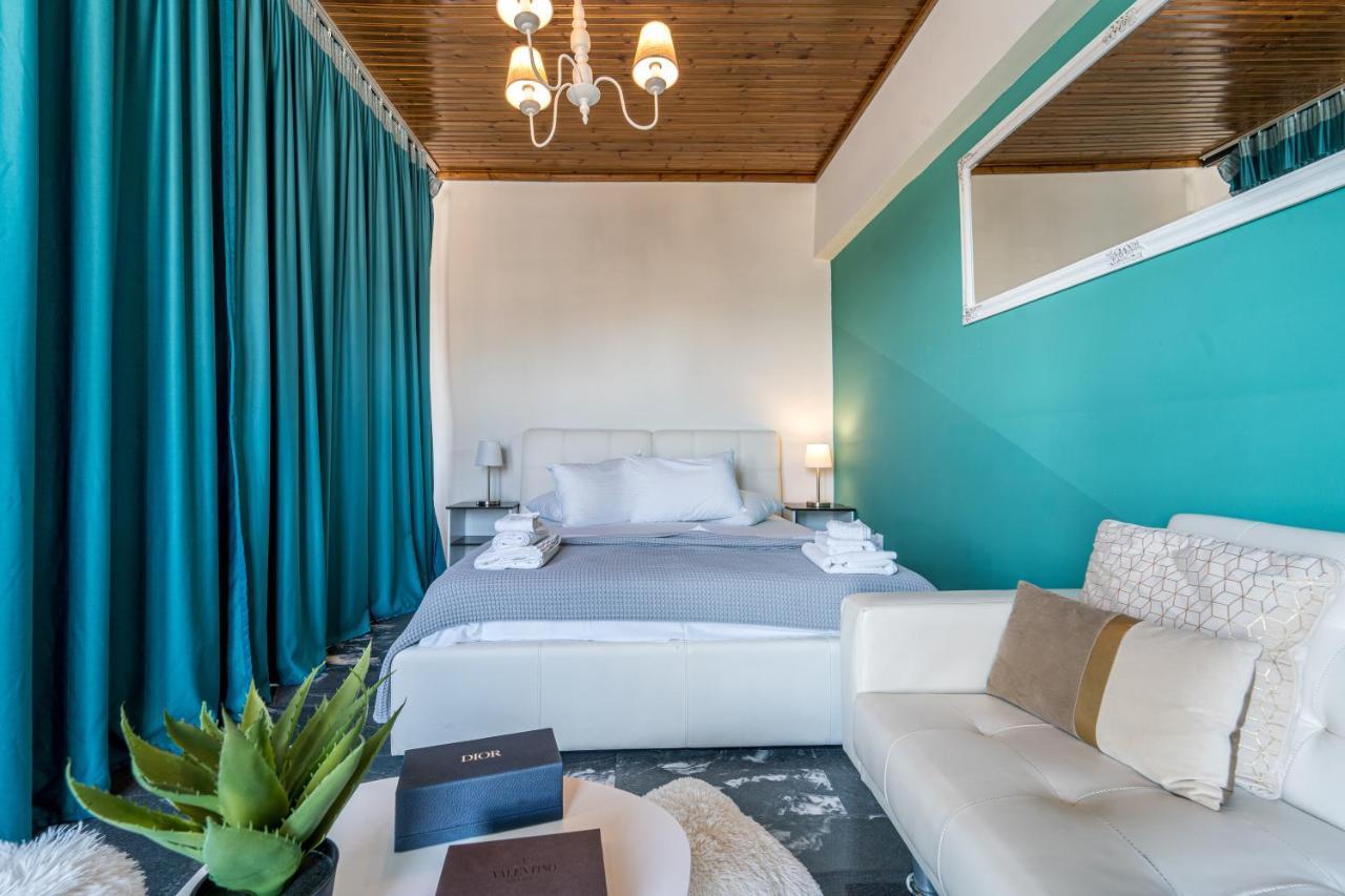 Aura Celestia Apartment Kavala Bagian luar foto