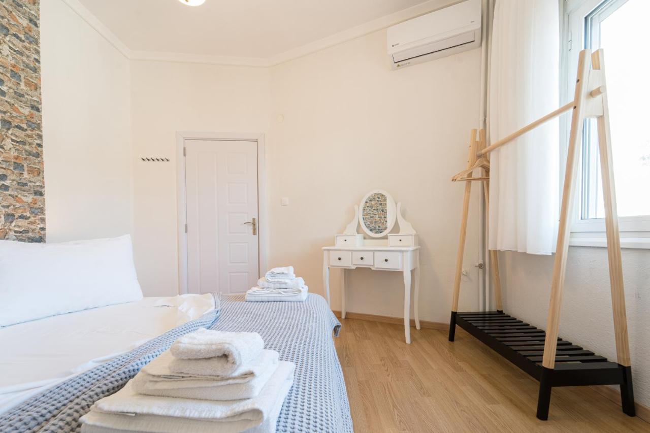 Aura Celestia Apartment Kavala Bagian luar foto