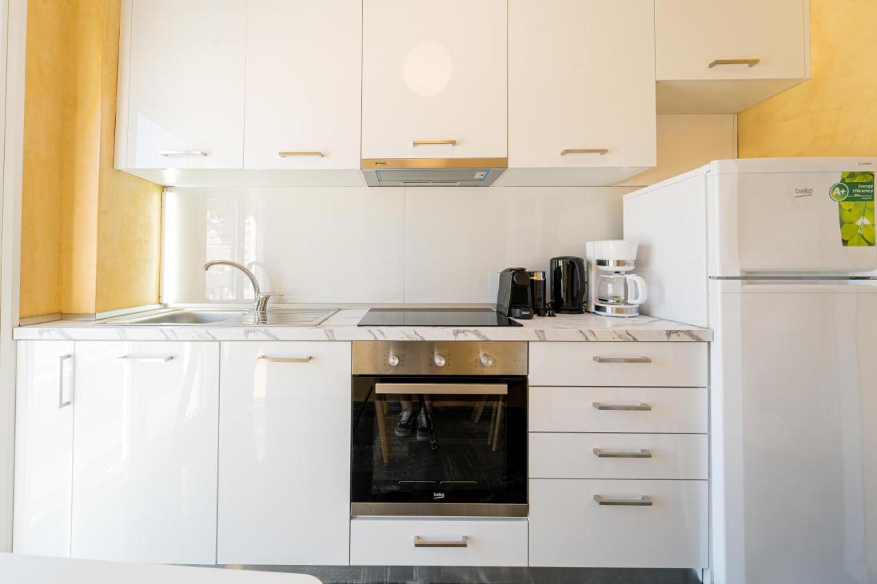 Aura Celestia Apartment Kavala Bagian luar foto