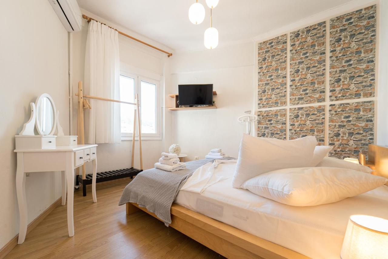 Aura Celestia Apartment Kavala Bagian luar foto